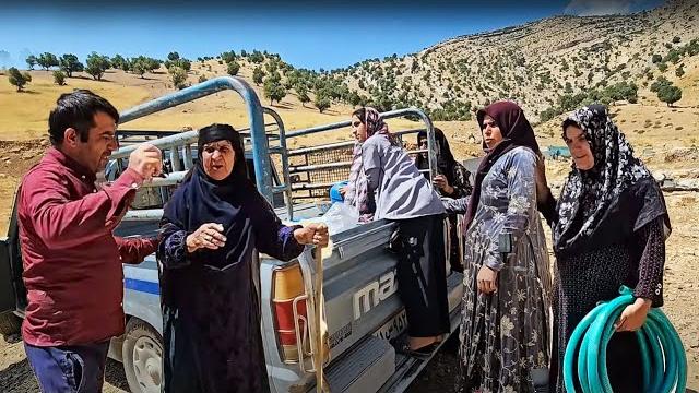 A busy day for fariba and the nomadic women A busy day for fariba and the nomadic women