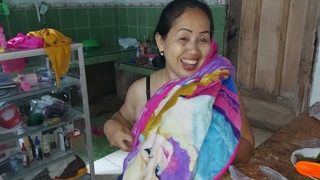 Btn - mama ketawa lucu Btn - mama ketawa lucu
