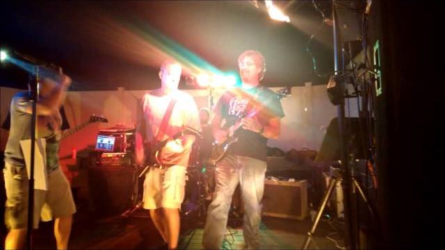 King g live at stuey mcbrews (hd) King g live at stuey mcbrews (hd)
