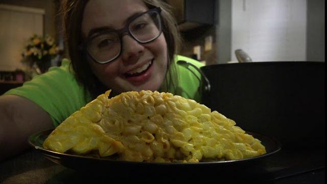 Mantha deavours 5 boxes of mac and cheese! Mantha deavours 5 boxes of mac and cheese!
