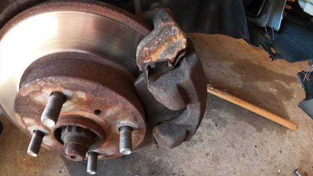 Fix echo brakes in 5 minutes (toyota yaris) Fix echo brakes in 5 minutes (toyota yaris)