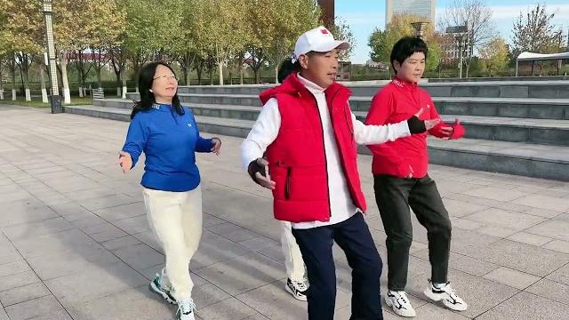唐山网红晨风广场舞! 唐山网红晨风广场舞!