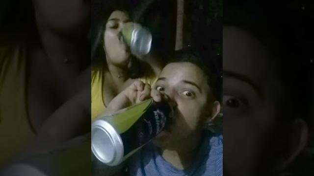 Etiqueta a tu prima la borracha Etiqueta a tu prima la borracha