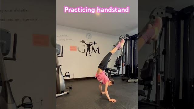 How to do a handstand backbend kickover ️ #shorts #gymnast #makeba #split | be amazing How to do a handstand backbend kickover ️ #shorts #gymnast #makeba #split | be amazing