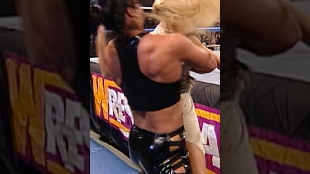 Chyna's wrestlemania debut was intense Chyna's wrestlemania debut was intense