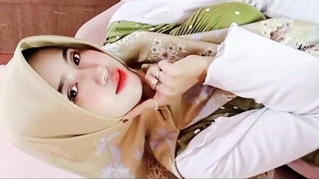 Bigo live hijab cantik natural goyang hot Bigo live hijab cantik natural goyang hot