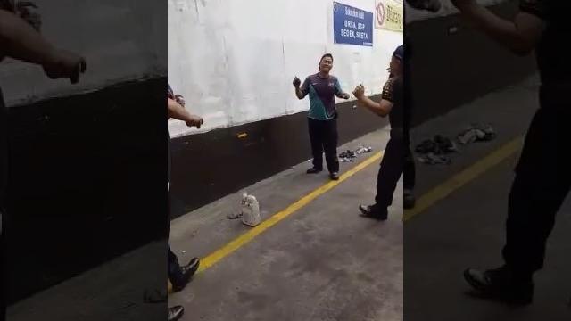 Lomba joget bugil security Lomba joget bugil security