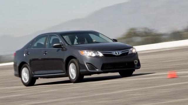 2012 toyota camry le track test video - edmunds.com 2012 toyota camry le track test video - edmunds.com