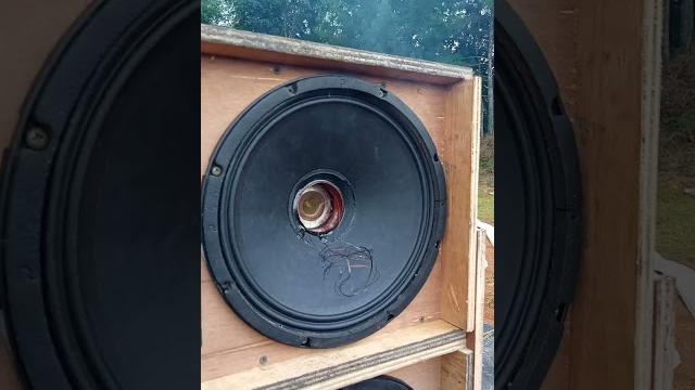 Detik detik speaker terbakar saat battle Detik detik speaker terbakar saat battle