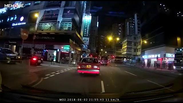 馬路炸彈系列:中港牌逆線插入,的士睇到傻眼(轉載) 馬路炸彈系列:中港牌逆線插入,的士睇到傻眼(轉載)