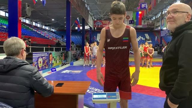 Взвешивание борцов до 48 кг на дагестане 2025 среди юношей до 16 лет. 14 февраля 2025 г. Взвешивание борцов до 48 кг на дагестане 2025 среди юношей до 16 лет. 14 февраля 2025 г.