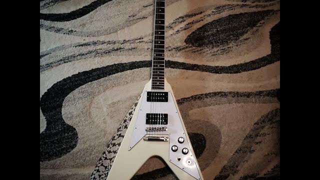 Gibson 70's flying v, gibson les paul traditional, & gibson firebird: what noises do they make? Gibson 70's flying v, gibson les paul traditional, & gibson firebird: what noises do they make?