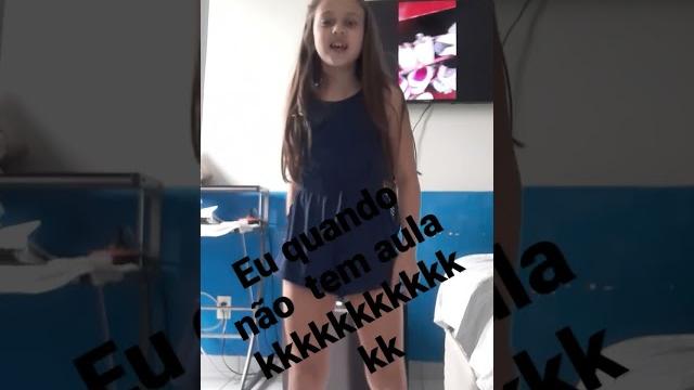 Eu dançando com 9 anos. kkkkkkkkk Eu dançando com 9 anos. kkkkkkkkk
