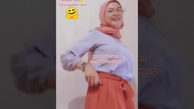 Hijab cewek tiktok hot#shorts Hijab cewek tiktok hot#shorts