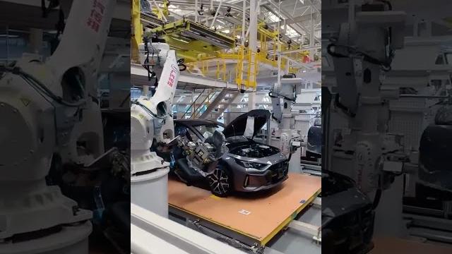 Robôs estão tomando nossos empregos? a verdade sobre a automação na indústria automotiva! Robôs estão tomando nossos empregos? a verdade sobre a automação na indústria automotiva!