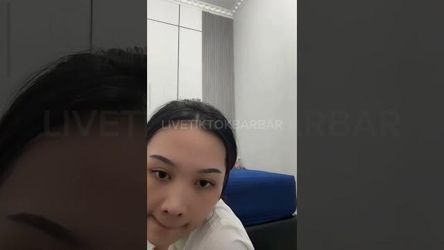 Neng yaya no armor ada blundernya pas ganti baju Neng yaya no armor ada blundernya pas ganti baju