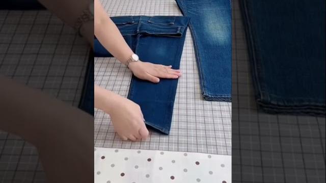 How to fold jeans to save space How to fold jeans to save space