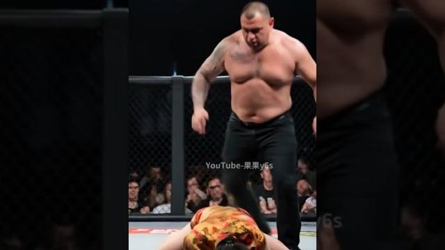 When the man holds a kung fu girl down, he's about to get his ass kicked! #kungfu #fight #boxing #ai When the man holds a kung fu girl down, he's about to get his ass kicked! #kungfu #fight #boxing #ai