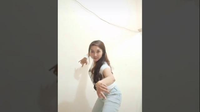 Goyang jaipongan Goyang jaipongan
