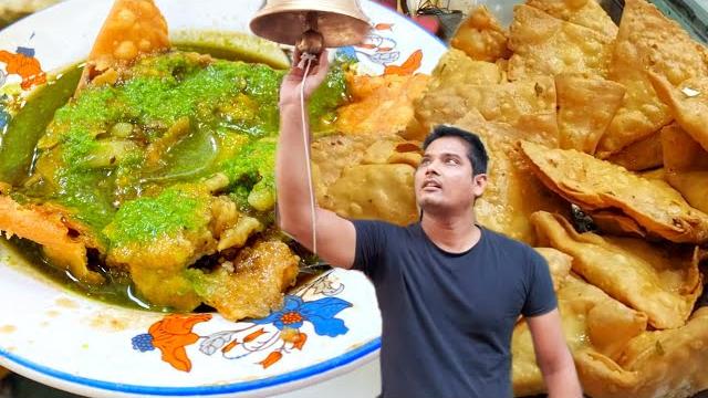 Yogesh bhai selling bihari samosa rs . 30 /- only | ghantawala samosa | indian street food Yogesh bhai selling bihari samosa rs . 30 /- only | ghantawala samosa | indian street food