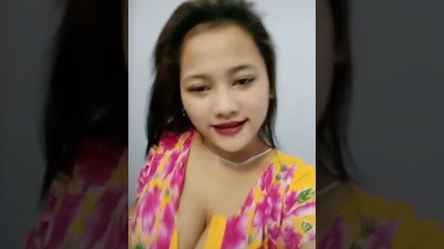 Goyang nya bikin basah ga Goyang nya bikin basah ga