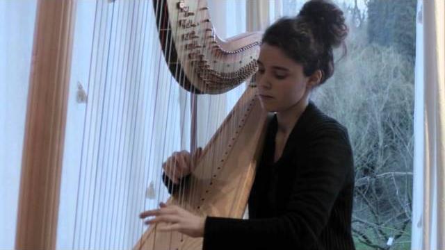 Debussy - deux arabesques (harpe) - héloïse de jenlis Debussy - deux arabesques (harpe) - héloïse de jenlis