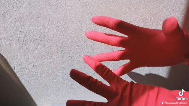 Latex gloves sounds Latex gloves sounds