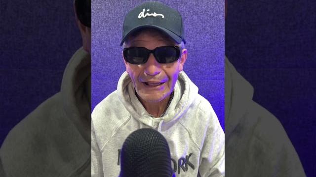 Mi papá hace asmr por mi #asmr #shorts #asmrvideo #viral #trend Mi papá hace asmr por mi #asmr #shorts #asmrvideo #viral #trend