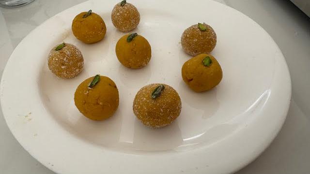 Live class on mango coconut laddoo with 3 ingredients only ️ Live class on mango coconut laddoo with 3 ingredients only ️