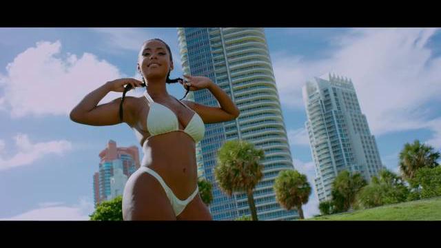 Flavour - obianuju (official video) Flavour - obianuju (official video)
