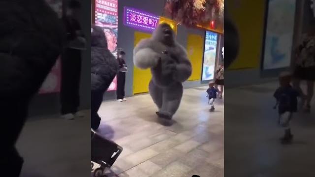Dancing gorilla Dancing gorilla