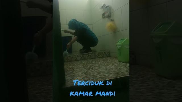 Terciduk di kamar mandi Terciduk di kamar mandi
