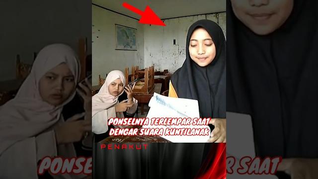 Penakut || ada ketawa kuntilanak reflek lempar smartphone Penakut || ada ketawa kuntilanak reflek lempar smartphone