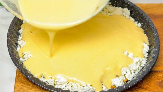 Lazy pie with cottage cheese that melts in your mouth! in 5 minutes of work! fast, simple and tasty! Lazy pie with cottage cheese that melts in your mouth! in 5 minutes of work! fast, simple and tasty!