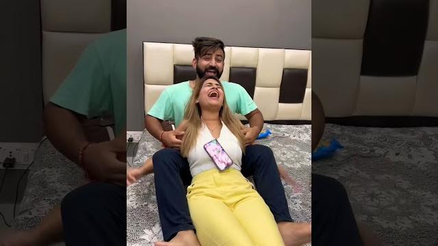 Biwi par ye prank zaroor try krna @swatimonga #rajatbornstar #shorts #ashortaday #funny #twist Biwi par ye prank zaroor try krna @swatimonga #rajatbornstar #shorts #ashortaday #funny #twist