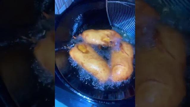 Pazham pori/shorts Pazham pori/shorts