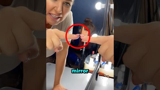 How to spot a two way mirror! How to spot a two way mirror!
