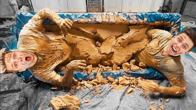 Реально застыли в бетоне (не могли выбраться) челлендж Реально застыли в бетоне (не могли выбраться) челлендж