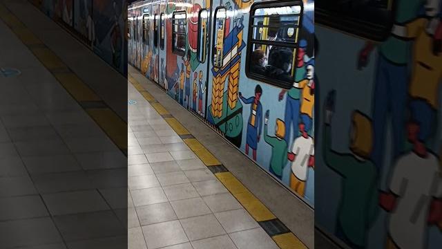 Milan metro #milan #italy #metro #subway #shorts Milan metro #milan #italy #metro #subway #shorts