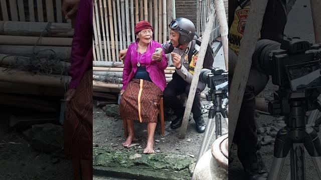 Lucu mbah minto sama pak babin Lucu mbah minto sama pak babin