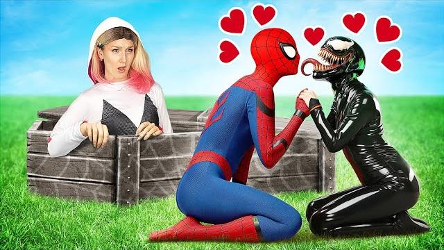 What happened to spider gwen?! spider man vs venom girl What happened to spider gwen?! spider man vs venom girl
