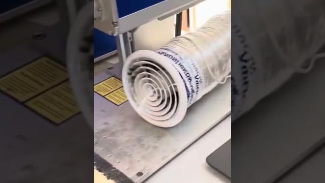 Вот так делается гравировка на ноже. смотри полное видео на канале #ножи #ножиназаказ #нож #топ Вот так делается гравировка на ноже. смотри полное видео на канале #ножи #ножиназаказ #нож #топ