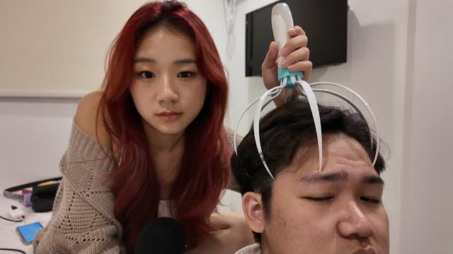 My girlfriend gives me asmr My girlfriend gives me asmr