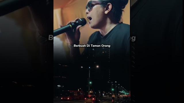 Lumpur dan berlian - ipank #musikminang Lumpur dan berlian - ipank #musikminang