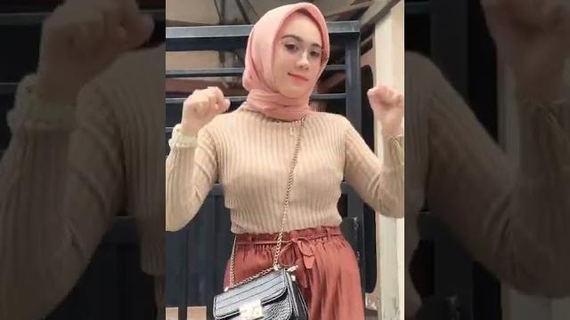 Jilbab gunung gede nyeplak Jilbab gunung gede nyeplak