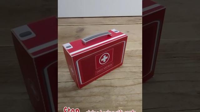 The cutest diy gift box for happy nurses week! make this paper craft first aid kit #firstaidkit The cutest diy gift box for happy nurses week! make this paper craft first aid kit #firstaidkit