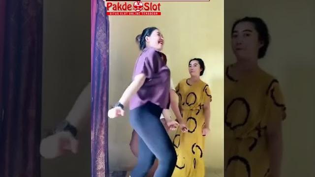 Emang daster juara #shorts #tiktok Emang daster juara #shorts #tiktok