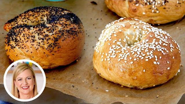 Professional baker teaches you how to make bagels! Professional baker teaches you how to make bagels!