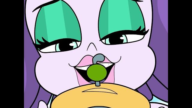 Cala maria eats a submarine sandwich Cala maria eats a submarine sandwich