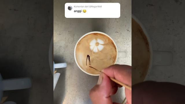 Latte art anggi #viral #coffee #fyp Latte art anggi #viral #coffee #fyp